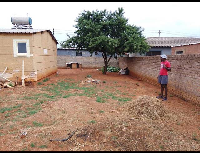 1 BEDROOM HOUSE FOR SALE IN LEHAE